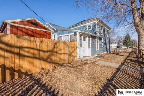 Exterior - 1023 Elk St, Beatrice, NE 68310 photo 6 of 7