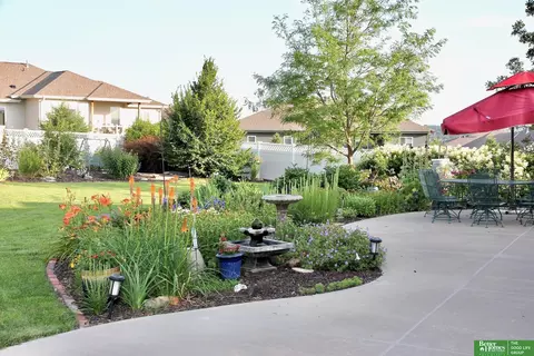Exterior - 12926 Eagle Cir, Omaha, NE 68142 photo 2 of 7