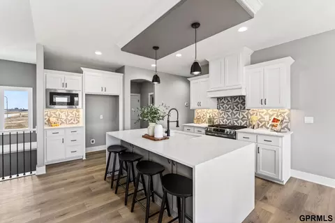 10339 S 212 St, Gretna, NE 68028