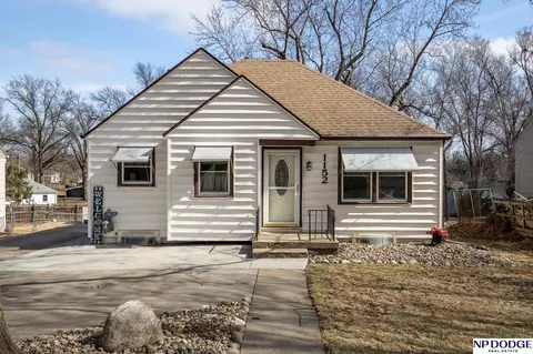 1152 N Sycamore St, Wahoo, NE 68066