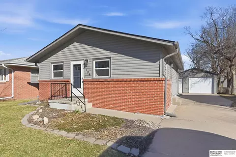 104 W Meigs St, Valley, NE 68064