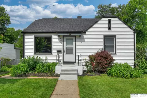 2944 N 56th St, Omaha, NE 68104