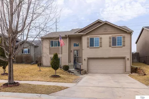 7422 N 143 St, Omaha, NE 68142