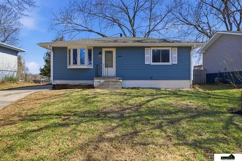 3200 NW 1 St, Lincoln, NE 68521