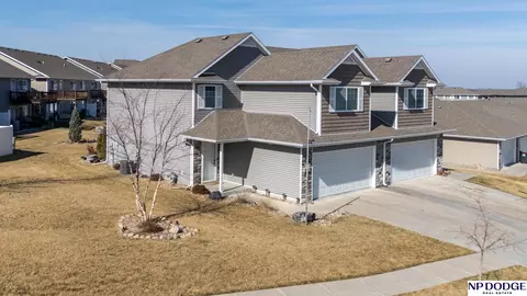 8922 Buckshot Rd, Lincoln, NE 68507