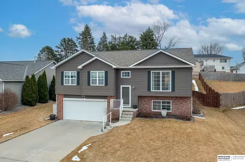 3411 N 208 Ave, Elkhorn, NE 68022