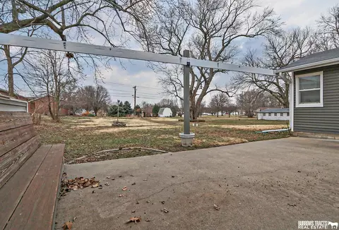 Exterior - 1069 Clay St, Tecumseh, NE 68450 photo 5 of 5