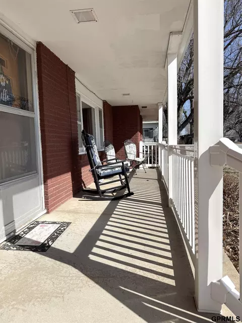 Exterior - 1140 E St, Geneva, NE 68361 photo 2 of 6