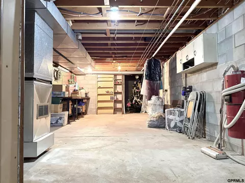 Other - 1140 E St, Geneva, NE 68361 photo 8 of 9