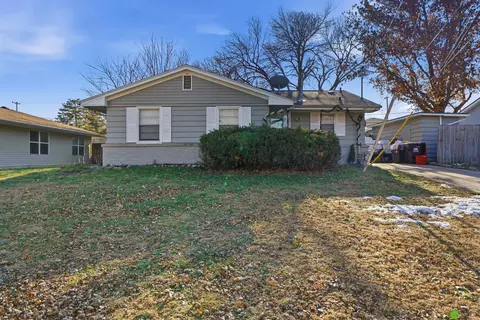 5141 W Zeamer St, Lincoln, NE 68524