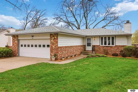 6211 Chiswick Ct, Lincoln, NE 68516