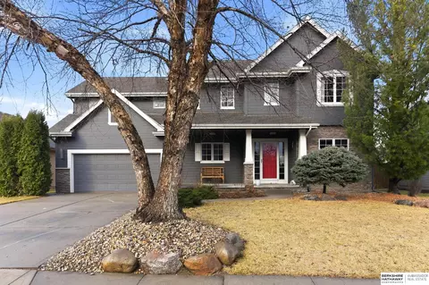 826 S 190th Ave, Omaha, NE 68022