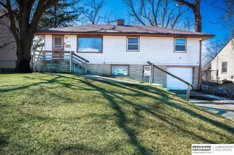6724 N 37th St, Omaha, NE 68112
