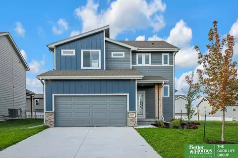 17604 Willit St, Bennington, NE 68007