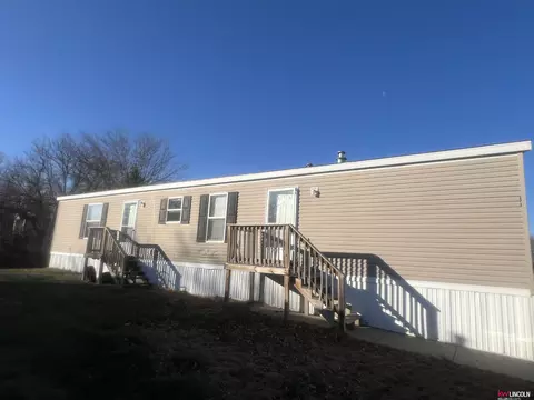 205 W Treehaven Dr, Lincoln, NE 68521