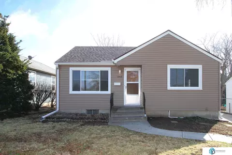 848 S 44th St, Lincoln, NE 68510
