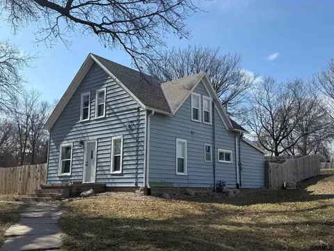 600 Cherry St, Adams, NE 68301