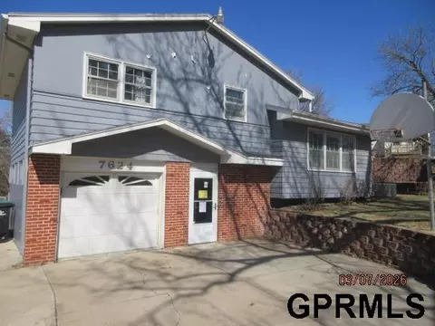 7624 Nebraska Ave, Omaha, NE 68134