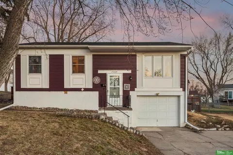 7305 S 78 St, La Vista, NE 68128