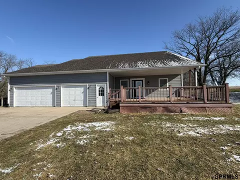 1146 County Road F Rd, Dorchester, NE 68343