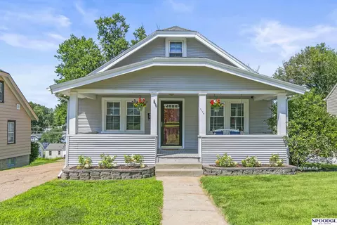 1114 S 54 St, Omaha, NE 68106
