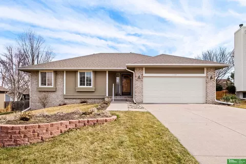 17139 L St, Omaha, NE 68135