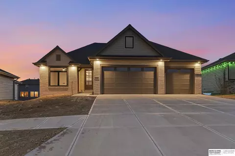 2204 N 182nd Ave, Elkhorn, NE 68022