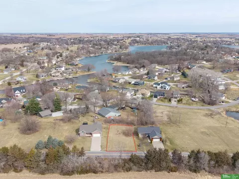 1016 Murray Rd, Plattsmouth, NE 68048