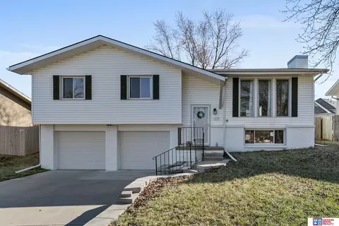 5021 London Rd, Lincoln, NE 68516