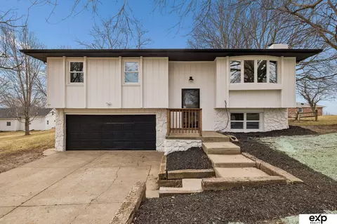 104 Laurie Cir, Neola, IA 51559