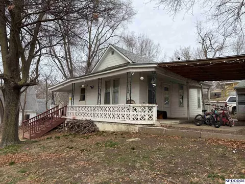 1704 N St, Omaha, NE 68107