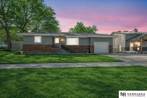 513 Main St, Louisville, NE 68037