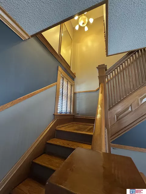 Entry Way - 800 N 12th St, Beatrice, NE 68310 photo 1 of 4