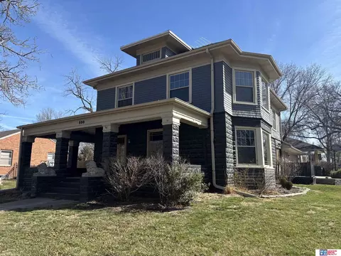 800 N 12th St, Beatrice, NE 68310