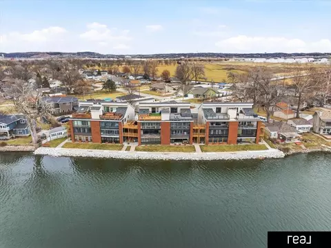 4624 Navajo St #14, Council Bluffs, IA 51501