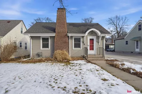 3826 Washington St, Lincoln, NE 68506