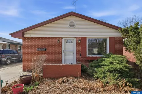 3615 S 15 St, Lincoln, NE 68502