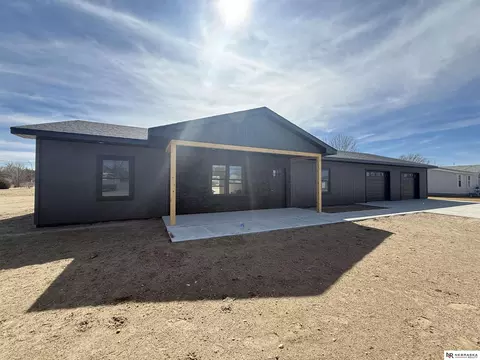 903 W B St, Valentine, NE 69201