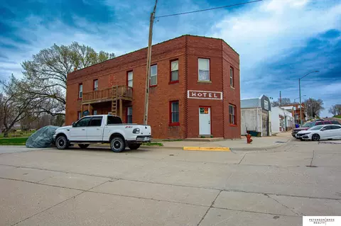136 W Main St, Union, NE 68455