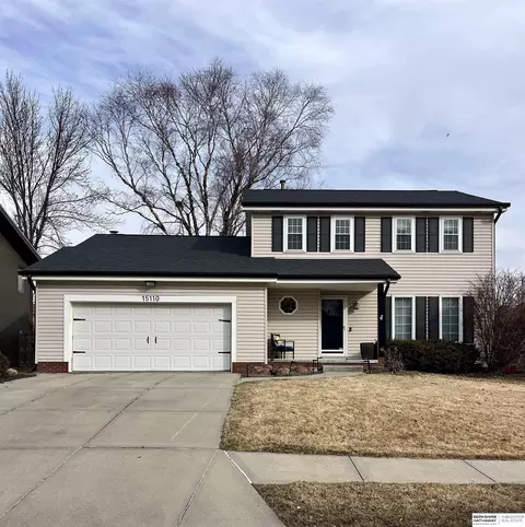 15110 Emmet St, Omaha, NE 68116