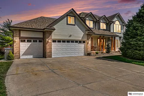 16002 Audrey St, Omaha, NE 68136