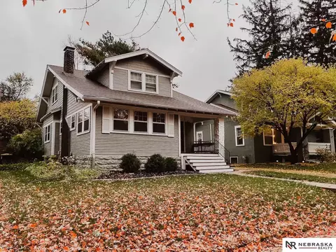 2426 Park Ave, Lincoln, NE 68502