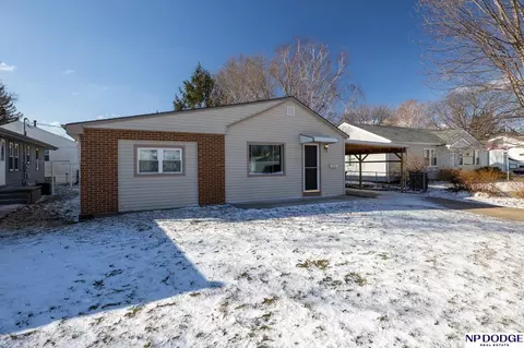 1445 E 11th St, Fremont, NE 68025