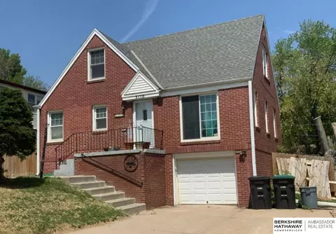 3110 Young St, Omaha, NE 68112