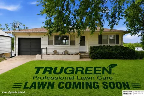 6102 Bancroft St, Omaha, NE 68106