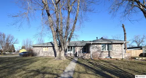 3748 N 44th St, Lincoln, NE 68504