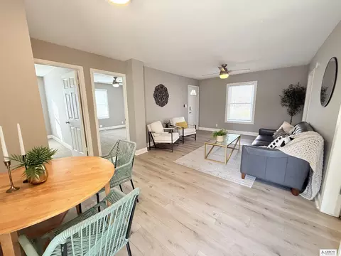 2215 Holdrege St, Lincoln, NE 68503