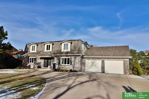Exterior - 9944 Devonshire Dr, Omaha, NE 68114 photo 5 of 10
