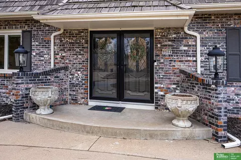 Exterior - 9944 Devonshire Dr, Omaha, NE 68114 photo 2 of 10