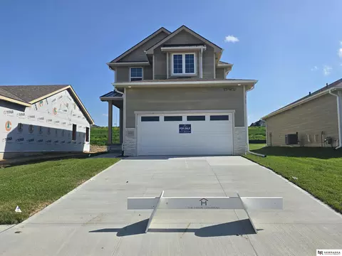 16101 Isabella St, Bennington, NE 68007
